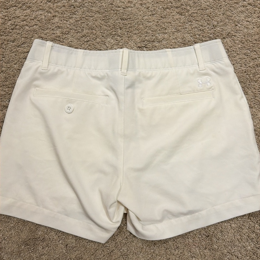 Under Armour golf shorts women - Picture 3 of 3